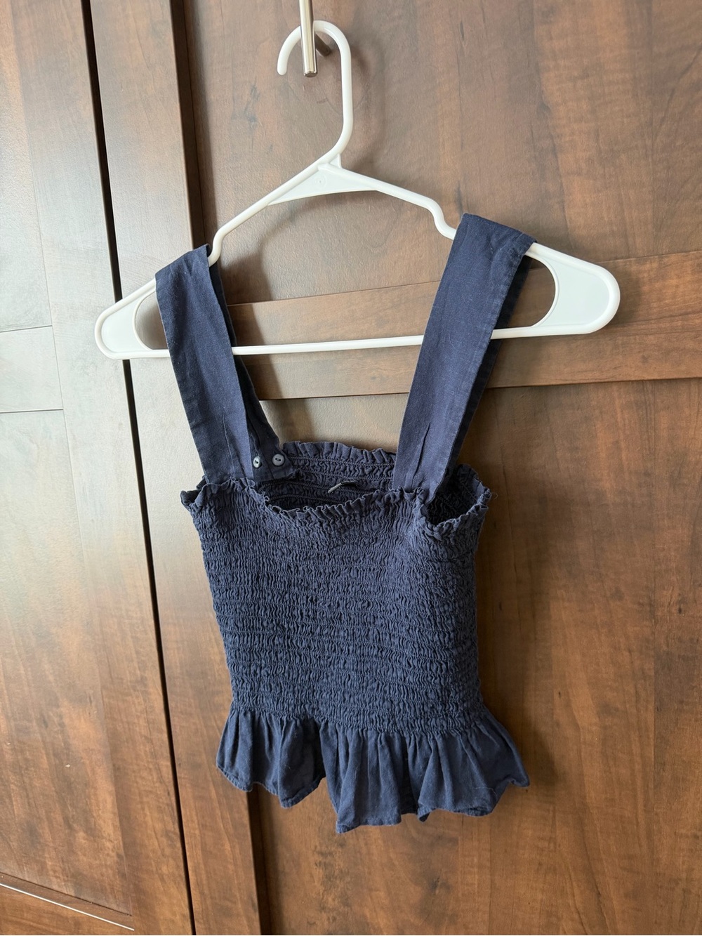 Uniqlo Navy Smocked Tank Top - Picture 2 of 4